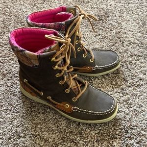 Women’s Sperry Boots